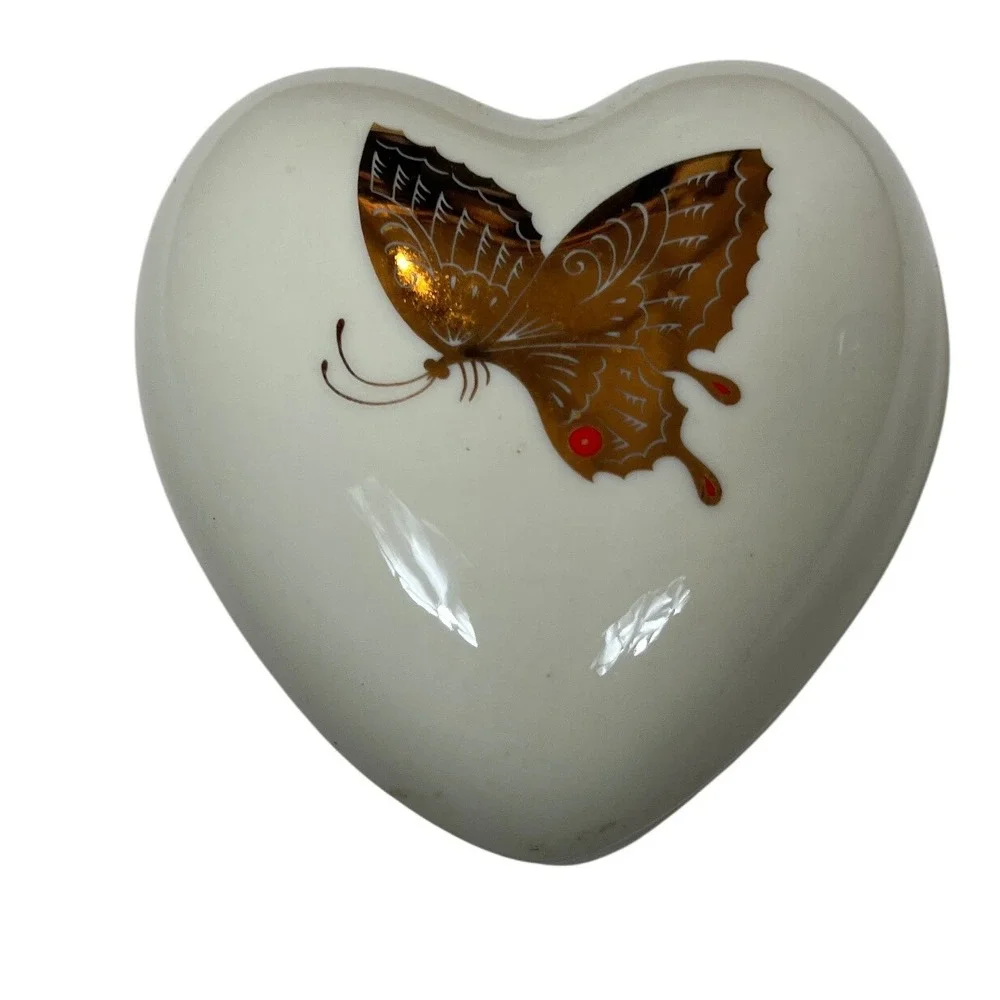 Tarakashi San Francisco Heart Trinket Box‎ Butterflies Gold Decorated Ceramic